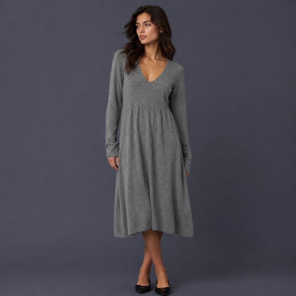 GAP Heather Gray V-Neck Fit & Flare Midi Sweater Dress M Minimalist